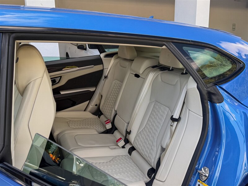 2021 Lamborghini Urus - Photo 30 - Bonita Springs, FL 34134