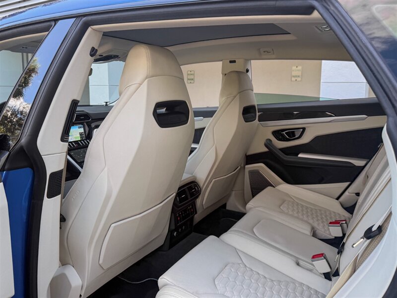 2021 Lamborghini Urus - Photo 31 - Bonita Springs, FL 34134