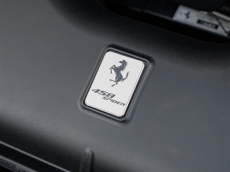 2013 Ferrari 458 Spider   - Photo 40 - Bonita Springs, FL 34134