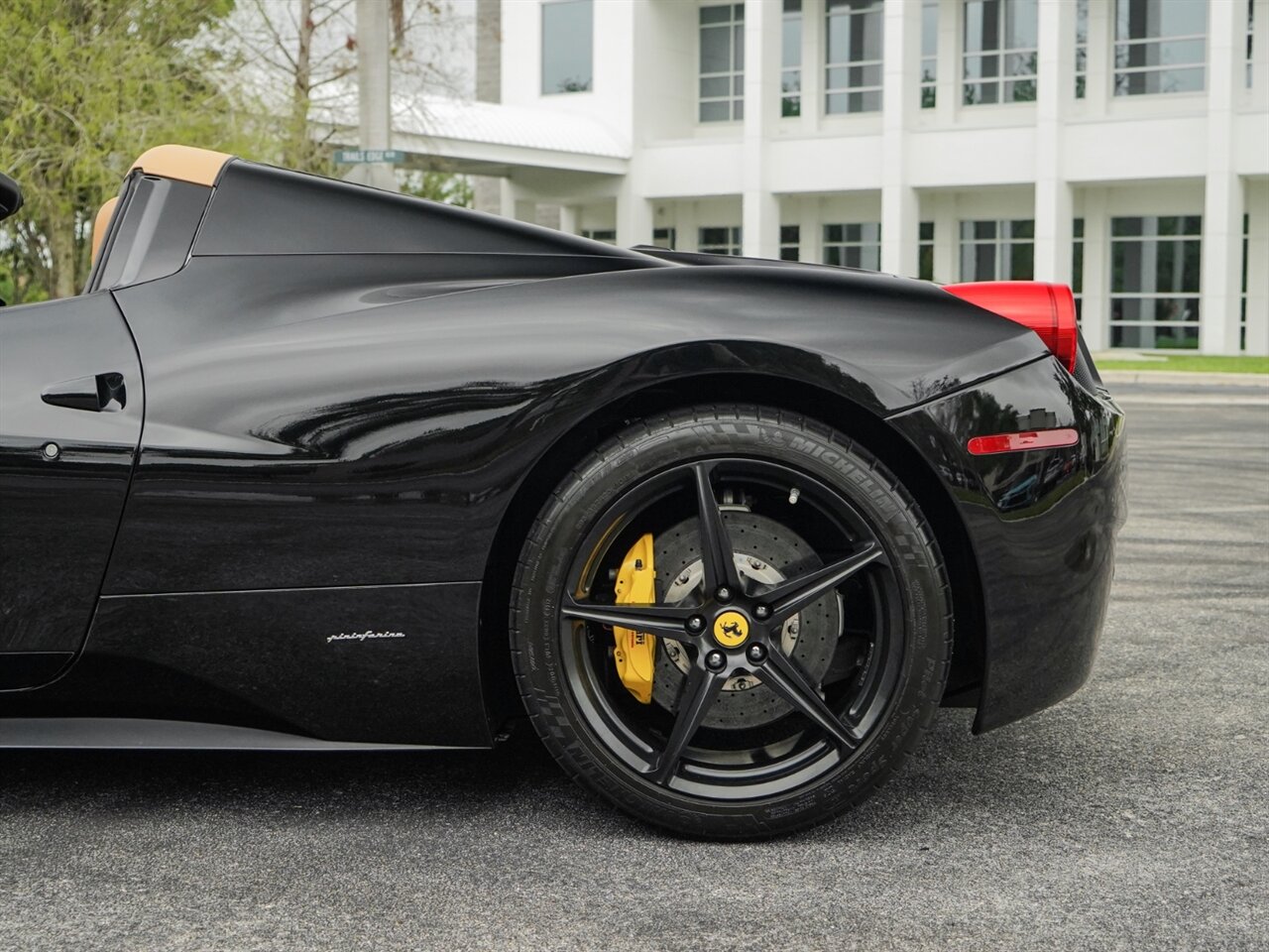 2013 Ferrari 458 Spider   - Photo 47 - Bonita Springs, FL 34134