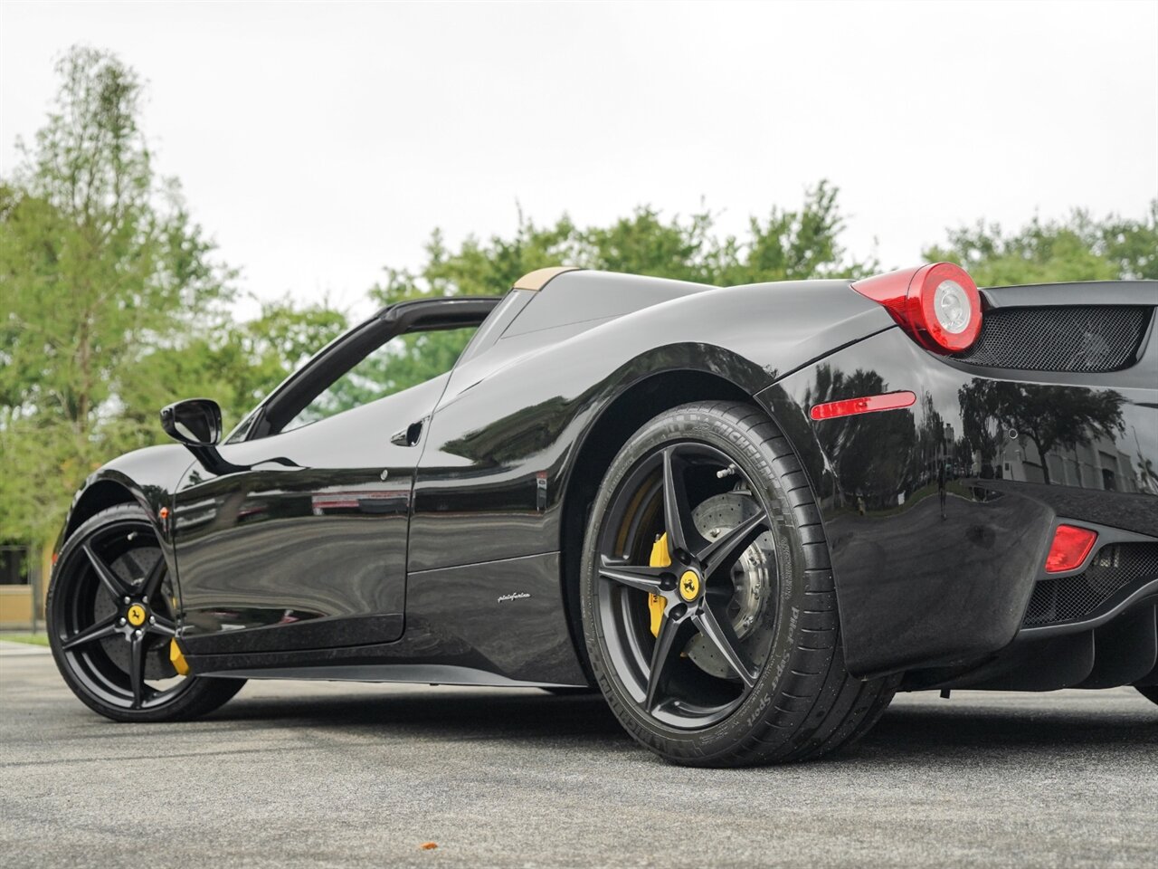 2013 Ferrari 458 Spider   - Photo 51 - Bonita Springs, FL 34134