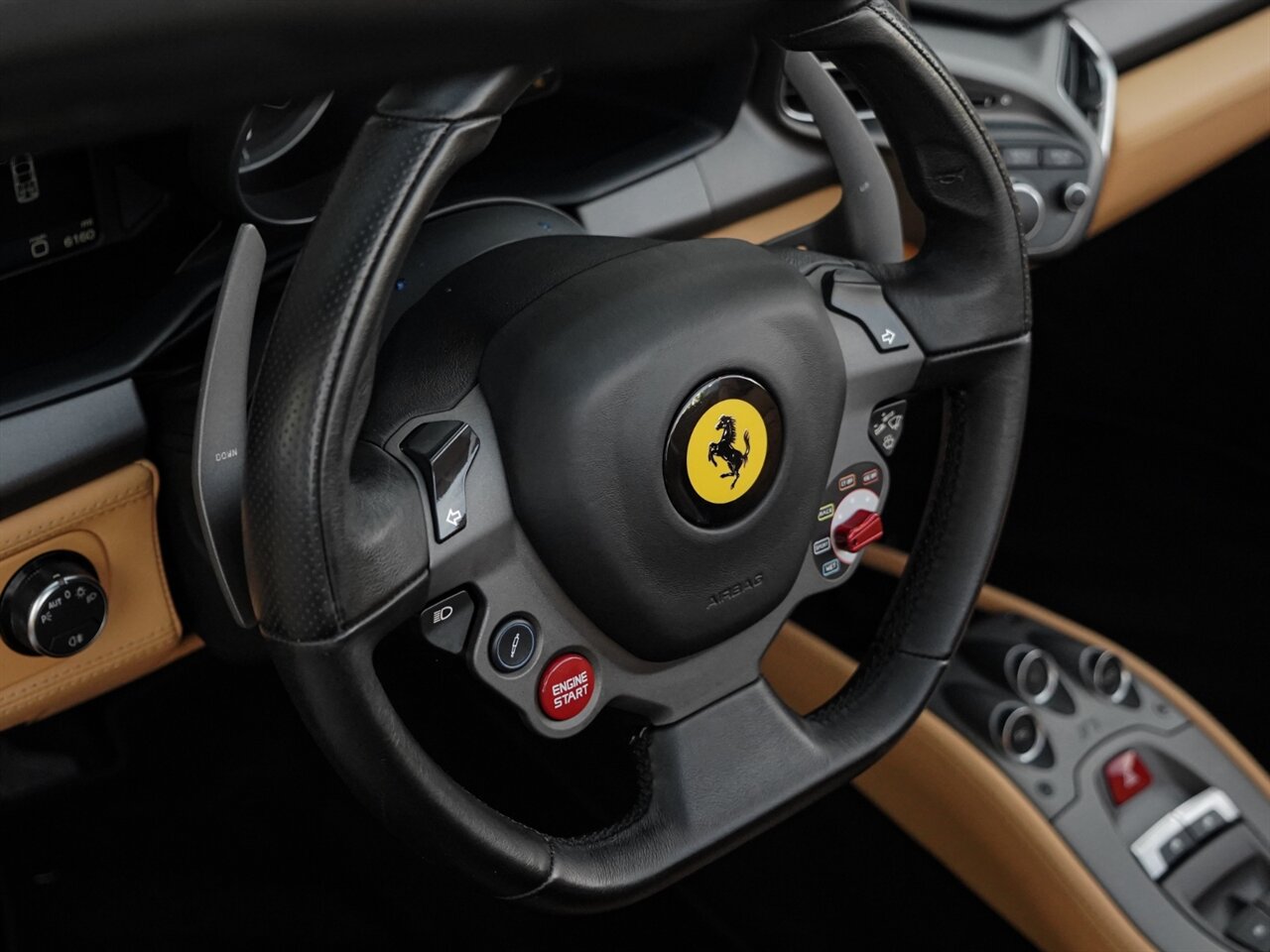 2013 Ferrari 458 Spider   - Photo 29 - Bonita Springs, FL 34134