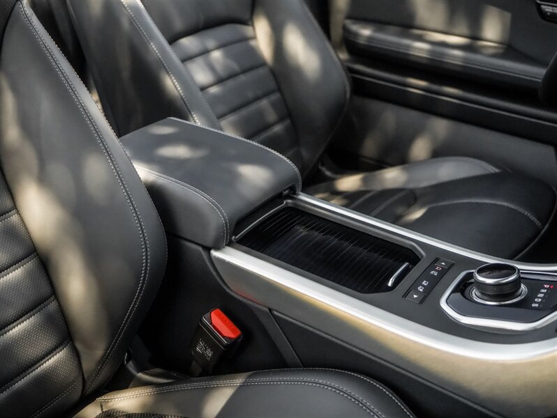 2018 Land Rover Range Rover Evoque Conver HSE Dynamic   - Photo 29 - Bonita Springs, FL 34134