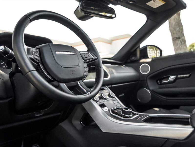 2018 Land Rover Range Rover Evoque Conver HSE Dynamic   - Photo 13 - Bonita Springs, FL 34134