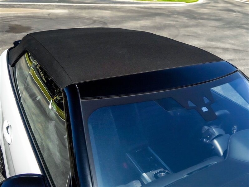 2018 Land Rover Range Rover Evoque Conver HSE Dynamic   - Photo 57 - Bonita Springs, FL 34134