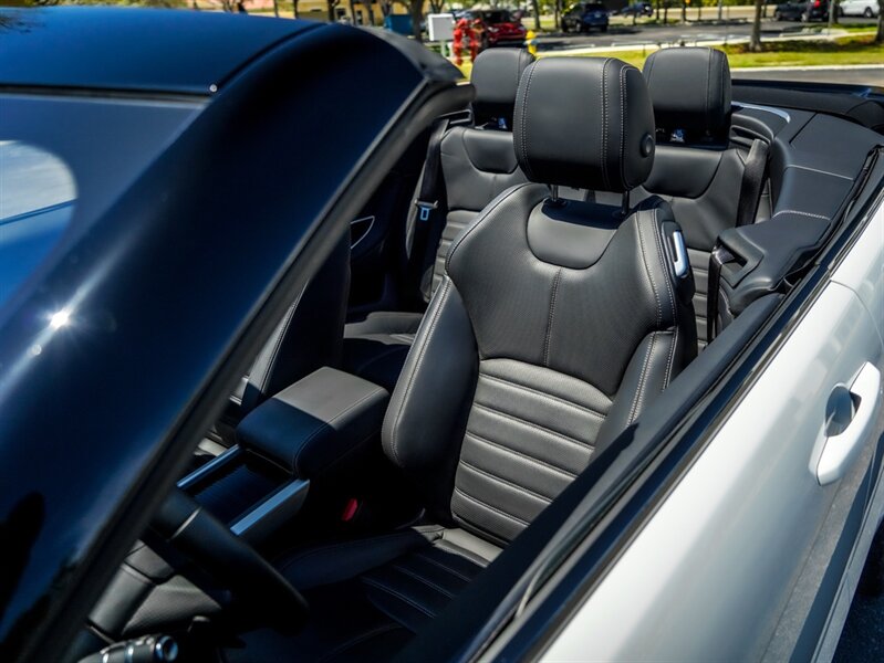 2018 Land Rover Range Rover Evoque Conver HSE Dynamic   - Photo 8 - Bonita Springs, FL 34134