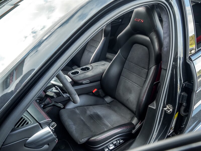 2019 Porsche Panamera GTS - Photo 18 - Bonita Springs, FL 34134