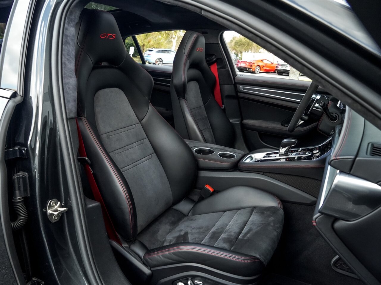 2019 Porsche Panamera GTS   - Photo 30 - Bonita Springs, FL 34134