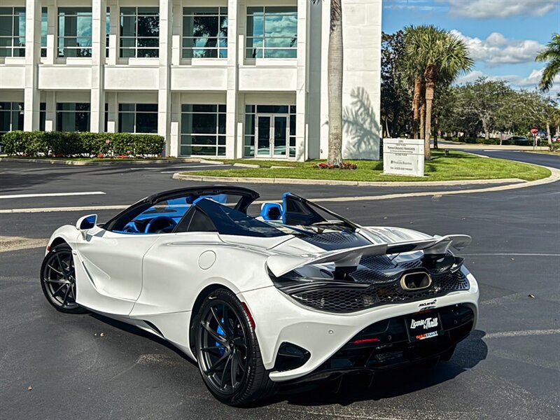2025 McLaren 750S Spider   - Photo 42 - Bonita Springs, FL 34134