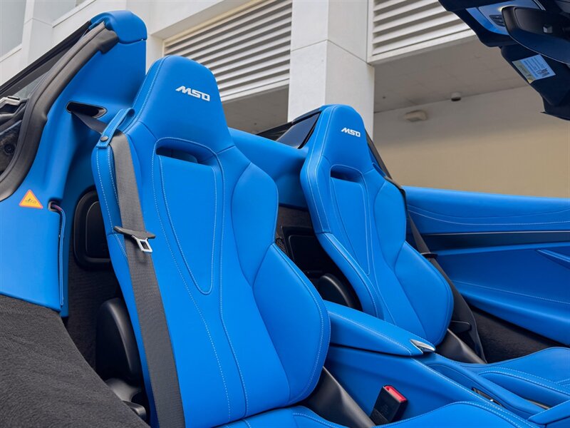 2025 McLaren 750S Spider   - Photo 32 - Bonita Springs, FL 34134