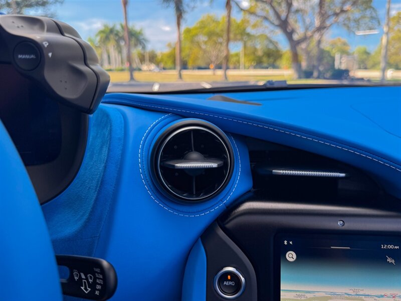 2025 McLaren 750S Spider   - Photo 17 - Bonita Springs, FL 34134