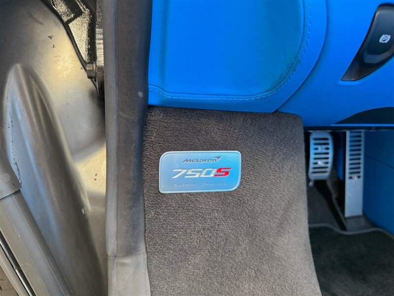 2025 McLaren 750S Spider   - Photo 28 - Bonita Springs, FL 34134