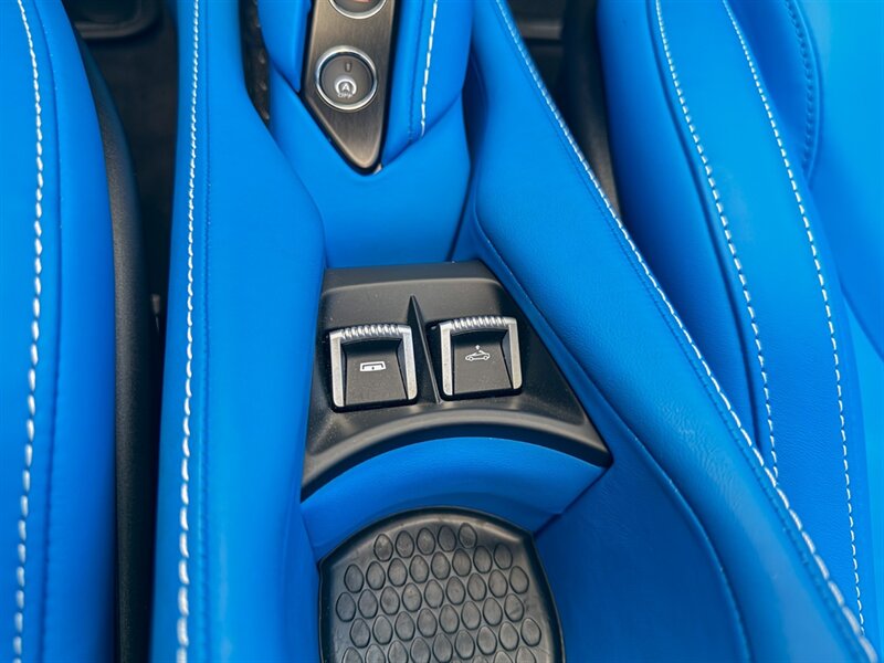2025 McLaren 750S Spider   - Photo 22 - Bonita Springs, FL 34134