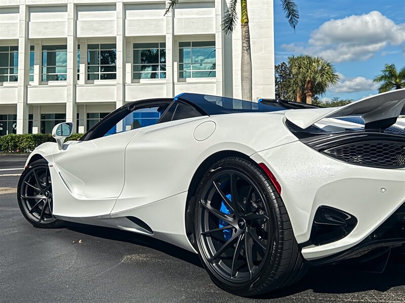 2025 McLaren 750S Spider   - Photo 43 - Bonita Springs, FL 34134