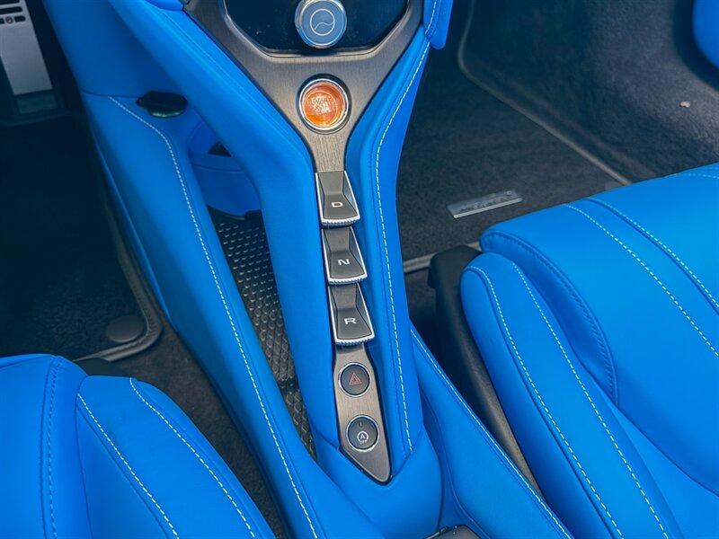 2025 McLaren 750S Spider   - Photo 21 - Bonita Springs, FL 34134