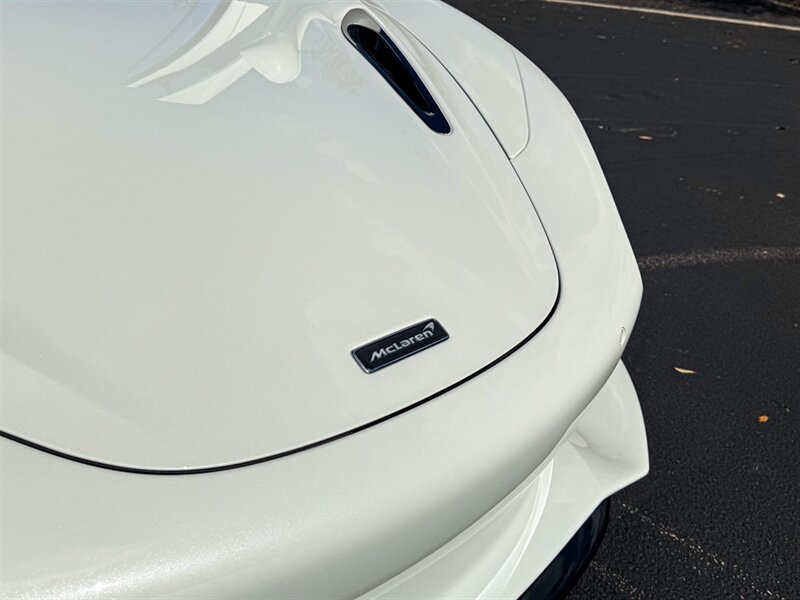 2025 McLaren 750S Spider   - Photo 4 - Bonita Springs, FL 34134