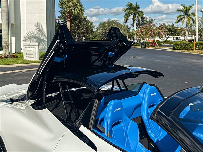 2025 McLaren 750S Spider   - Photo 50 - Bonita Springs, FL 34134