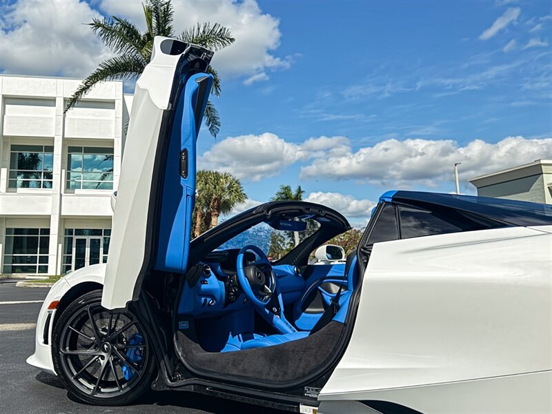 2025 McLaren 750S Spider   - Photo 44 - Bonita Springs, FL 34134