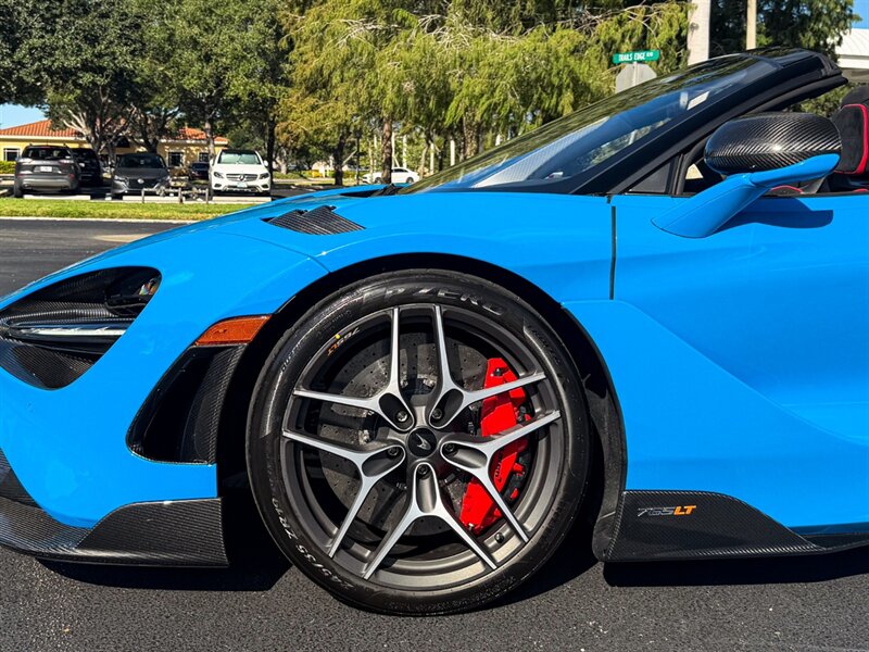 2022 McLaren 765LT Spider - Photo 44 - Bonita Springs, FL 34134