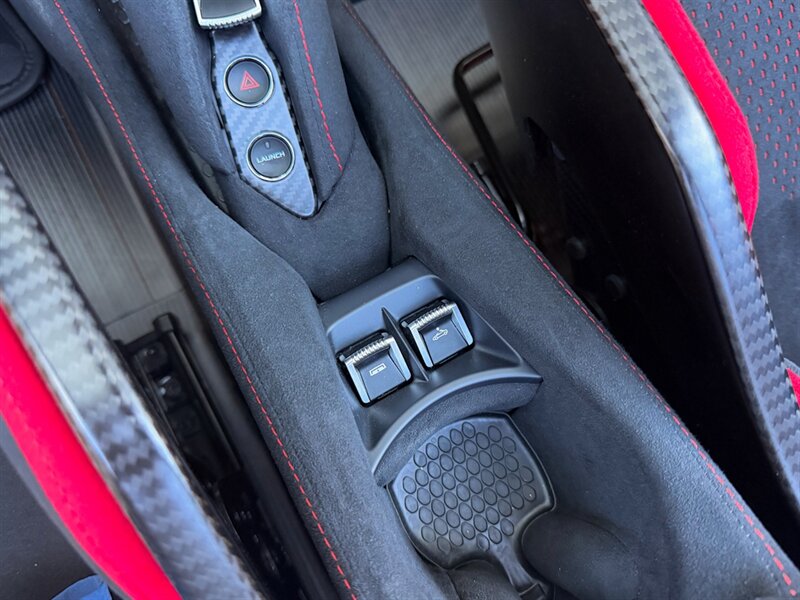 2022 McLaren 765LT Spider - Photo 22 - Bonita Springs, FL 34134