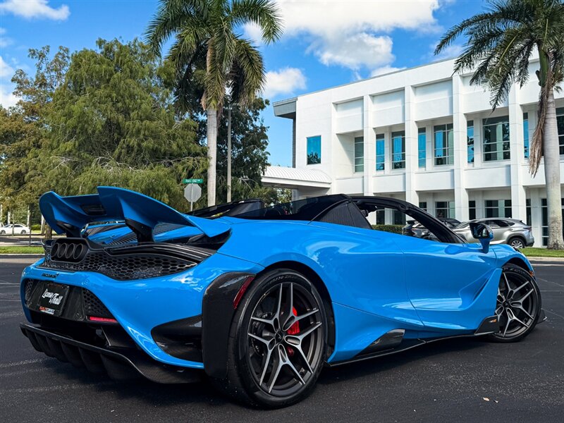2022 McLaren 765LT Spider - Photo 61 - Bonita Springs, FL 34134