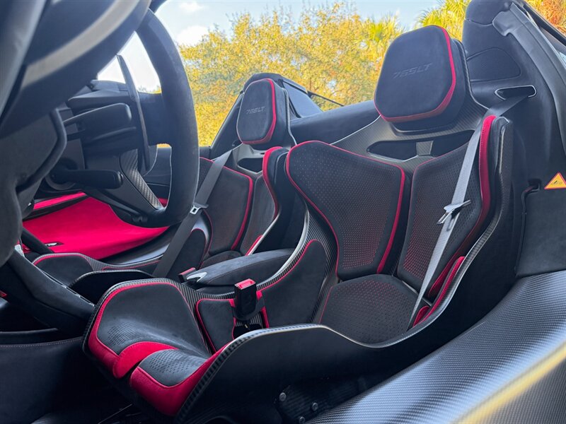 2022 McLaren 765LT Spider - Photo 25 - Bonita Springs, FL 34134