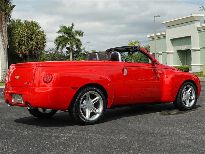 2006 Chevrolet SSR - Photo 13 - Bonita Springs, FL 34134
