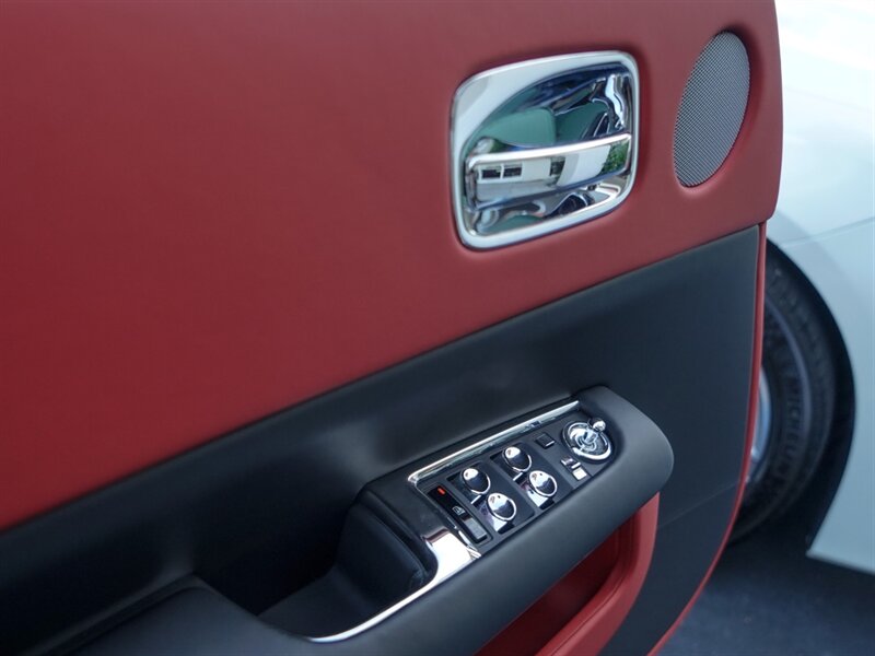 2020 Rolls-Royce Dawn   - Photo 21 - Bonita Springs, FL 34134