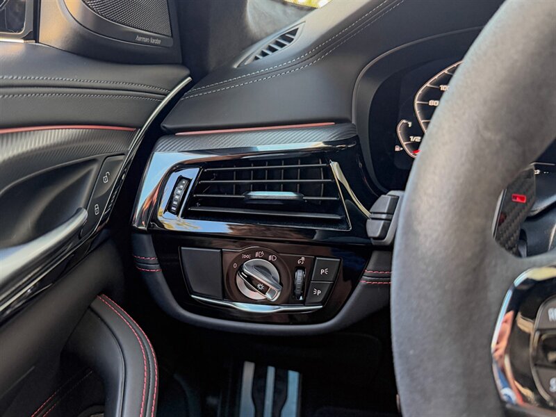 2022 BMW M5 CS   - Photo 26 - Bonita Springs, FL 34134