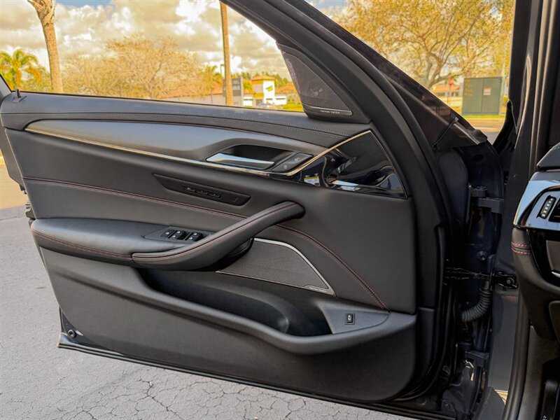 2022 BMW M5 CS   - Photo 31 - Bonita Springs, FL 34134