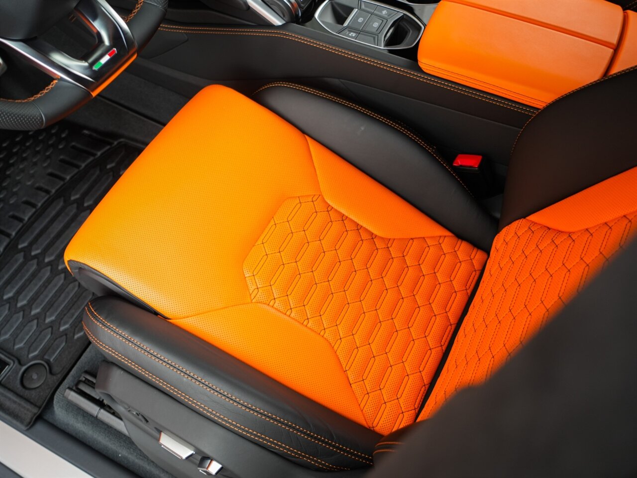 2021 Lamborghini Urus   - Photo 28 - Bonita Springs, FL 34134