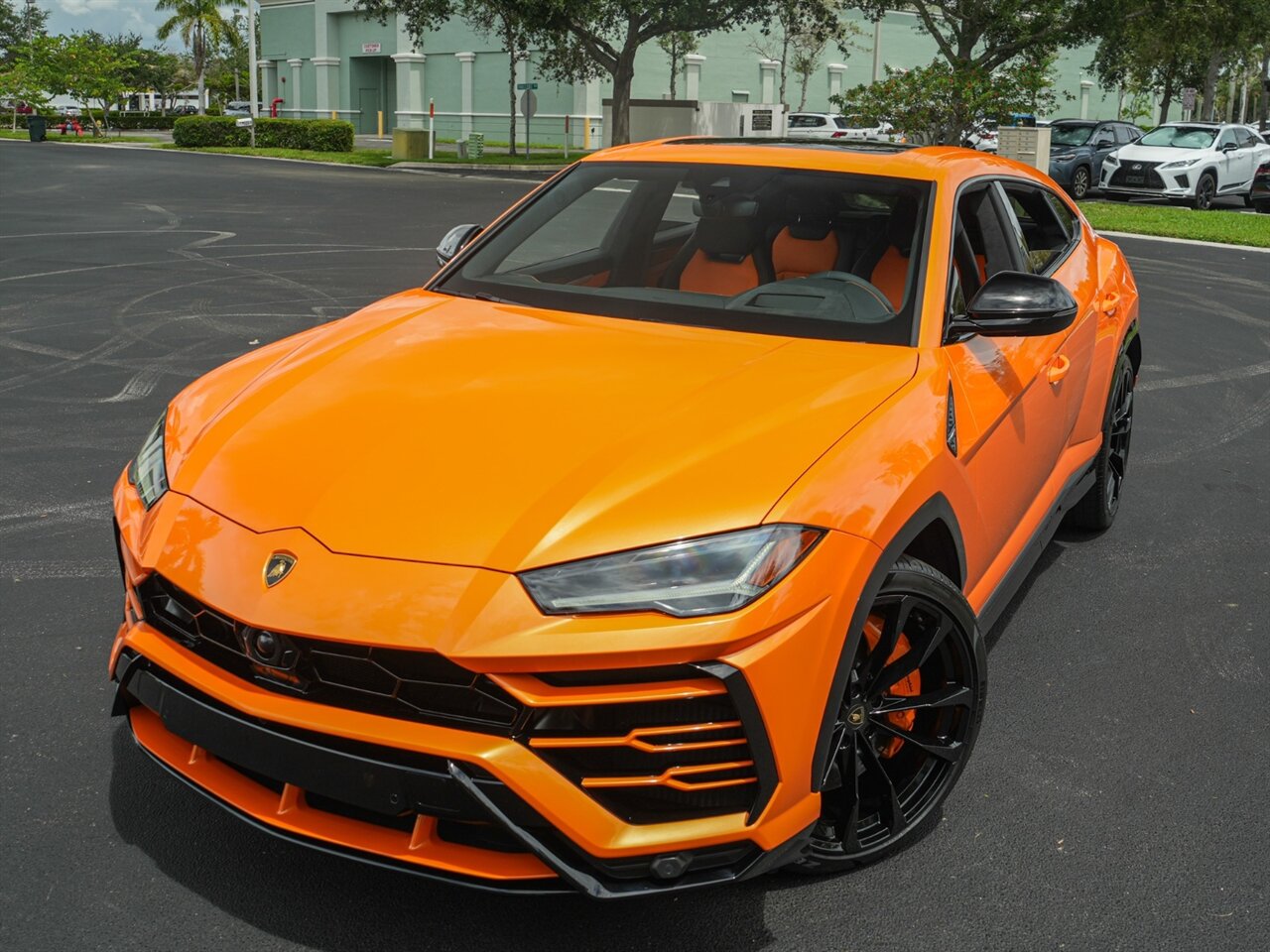 2021 Lamborghini Urus   - Photo 6 - Bonita Springs, FL 34134