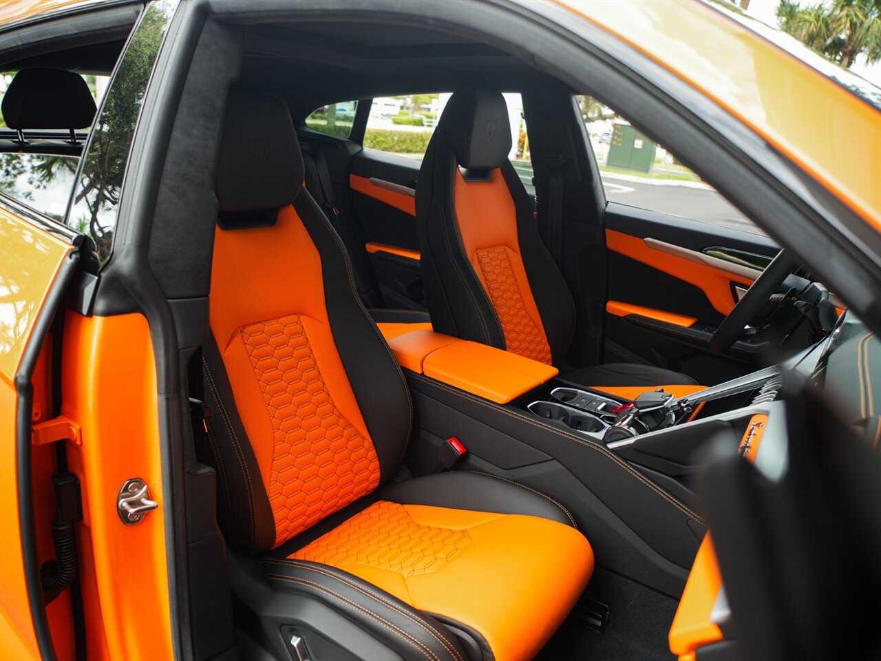 2021 Lamborghini Urus   - Photo 41 - Bonita Springs, FL 34134