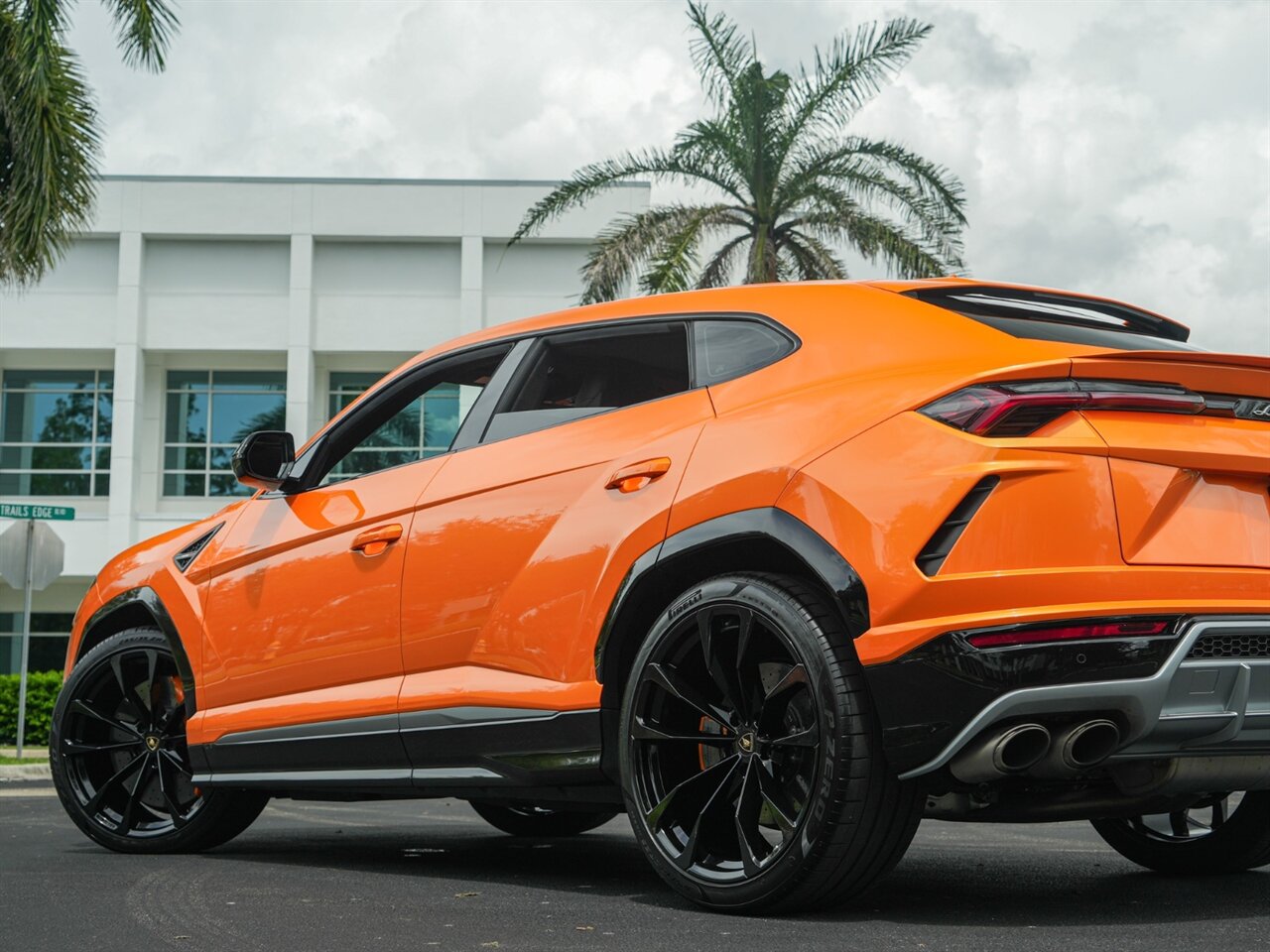 2021 Lamborghini Urus   - Photo 57 - Bonita Springs, FL 34134