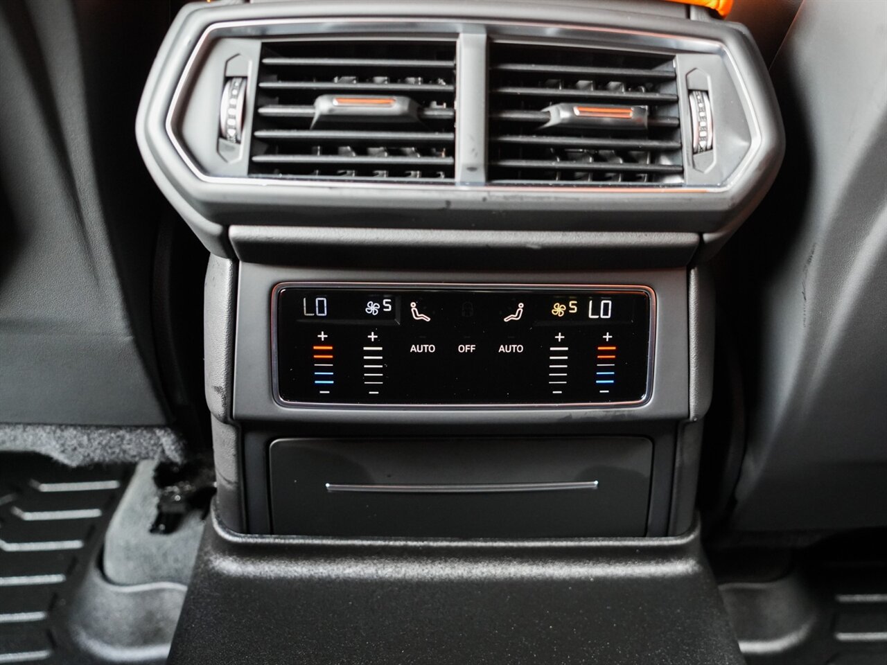 2021 Lamborghini Urus   - Photo 37 - Bonita Springs, FL 34134