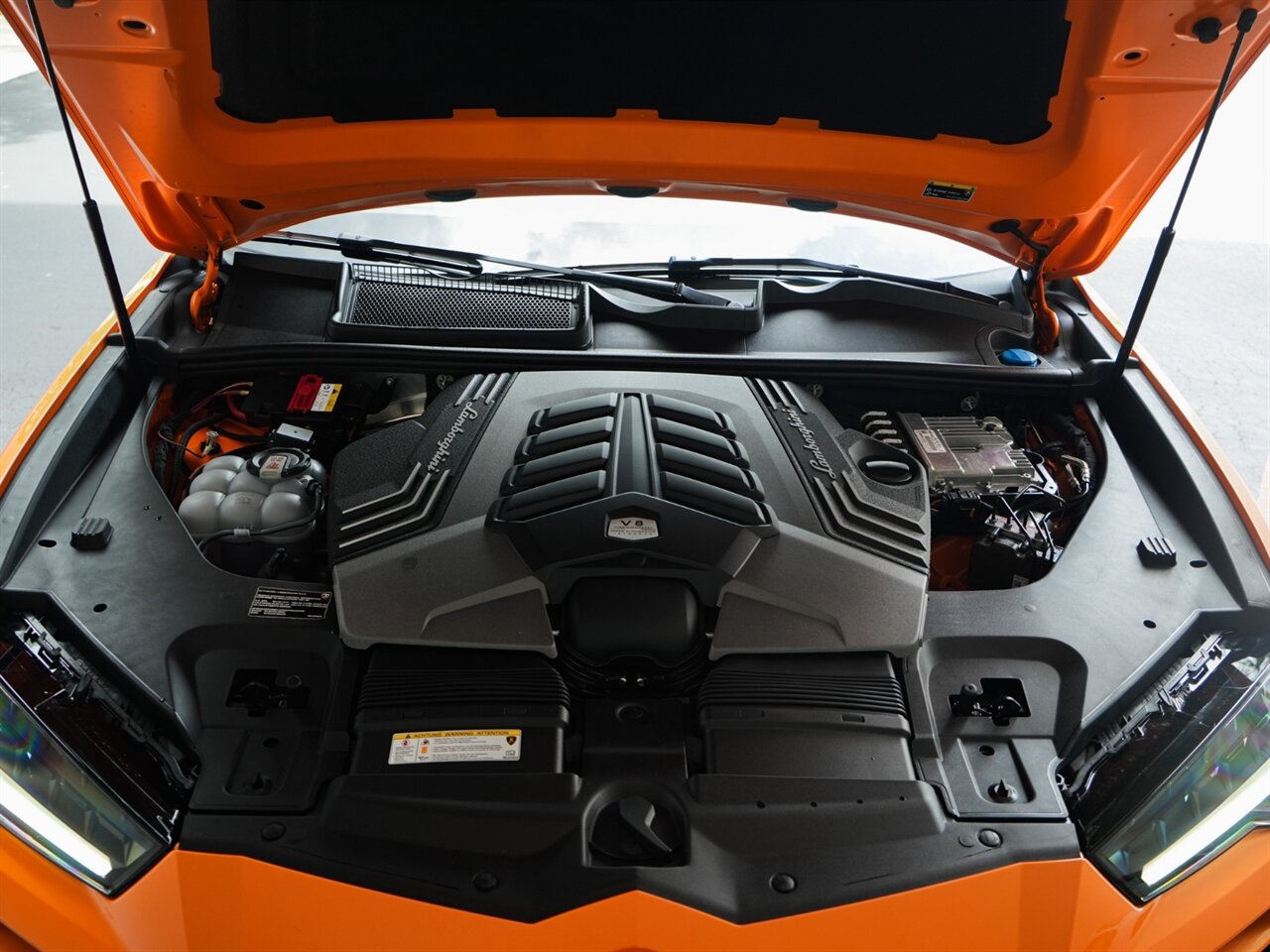 2021 Lamborghini Urus   - Photo 48 - Bonita Springs, FL 34134