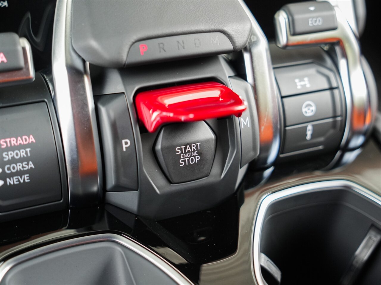 2021 Lamborghini Urus   - Photo 20 - Bonita Springs, FL 34134