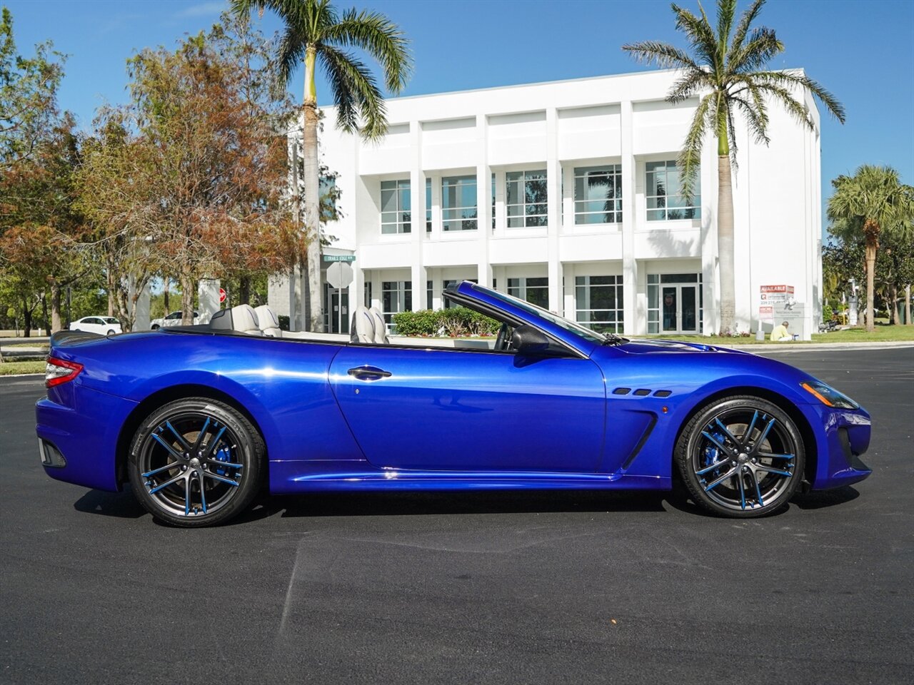 2015 Maserati GranTurismo MC   - Photo 73 - Bonita Springs, FL 34134