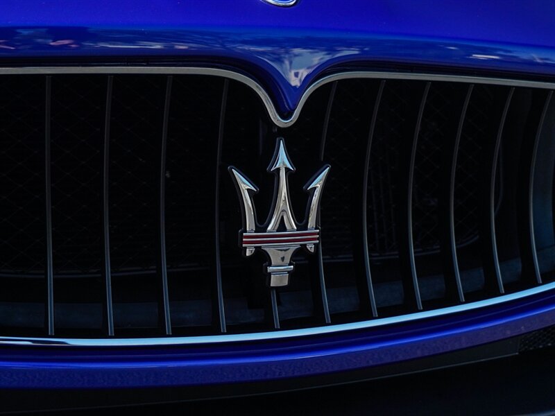 2015 Maserati GranTurismo MC - Photo 6 - Bonita Springs, FL 34134