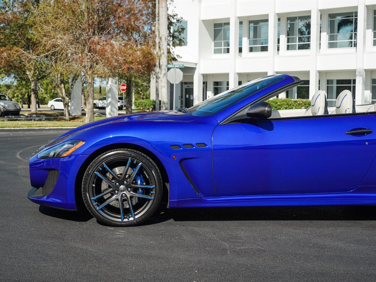 2015 Maserati GranTurismo MC   - Photo 51 - Bonita Springs, FL 34134