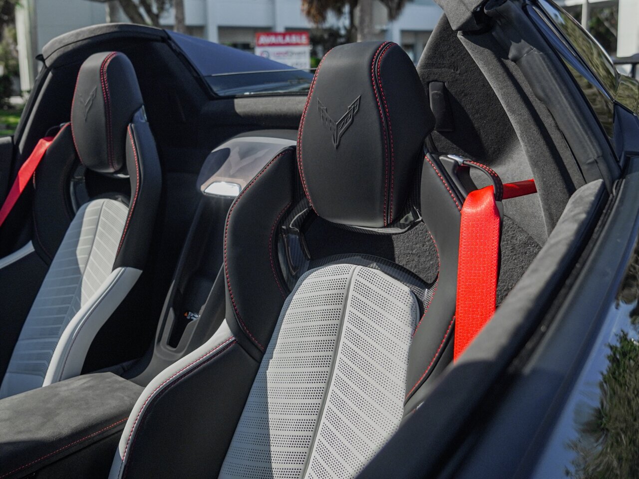 2023 Chevrolet Corvette Stingray  70th Anniversary - Photo 9 - Bonita Springs, FL 34134