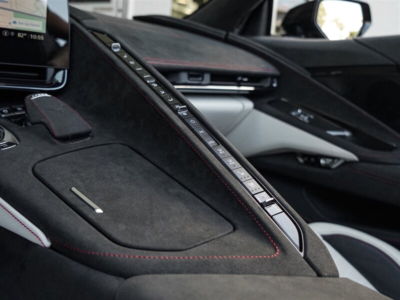 2023 Chevrolet Corvette Stingray 70th Anniversary - Photo 19 - Bonita Springs, FL 34134