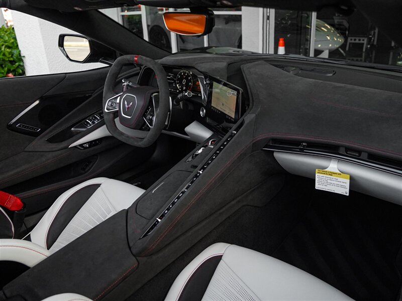 2023 Chevrolet Corvette Stingray 70th Anniversary - Photo 29 - Bonita Springs, FL 34134