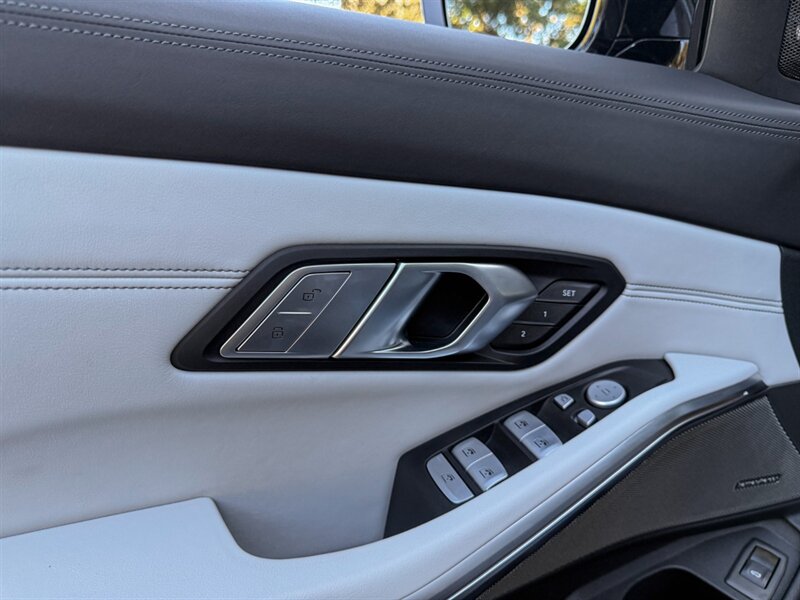 2025 BMW M3 Competition xDrive - Photo 32 - Bonita Springs, FL 34134