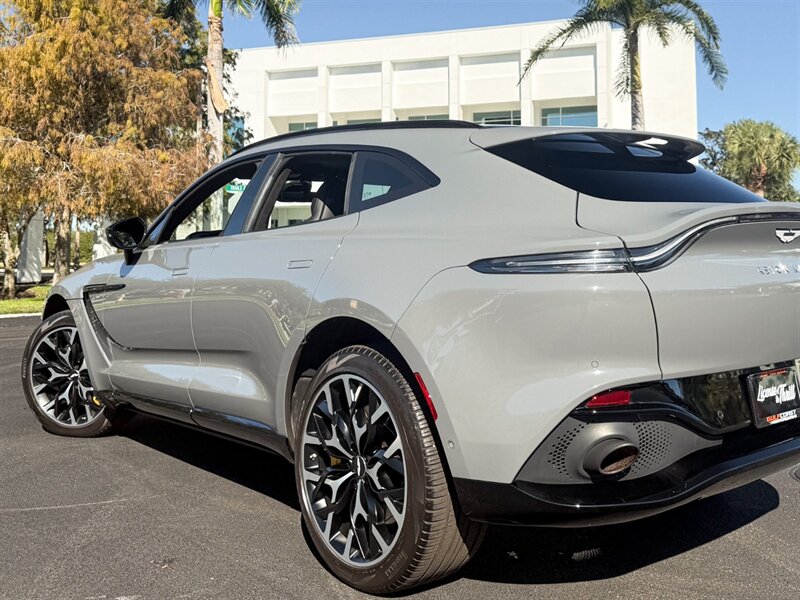 2021 Aston Martin DBX   - Photo 52 - Bonita Springs, FL 34134