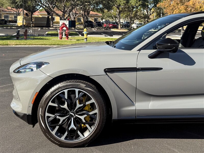 2021 Aston Martin DBX   - Photo 47 - Bonita Springs, FL 34134