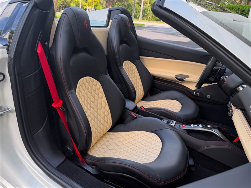 2018 Ferrari 488 Spider - Photo 29 - Bonita Springs, FL 34134