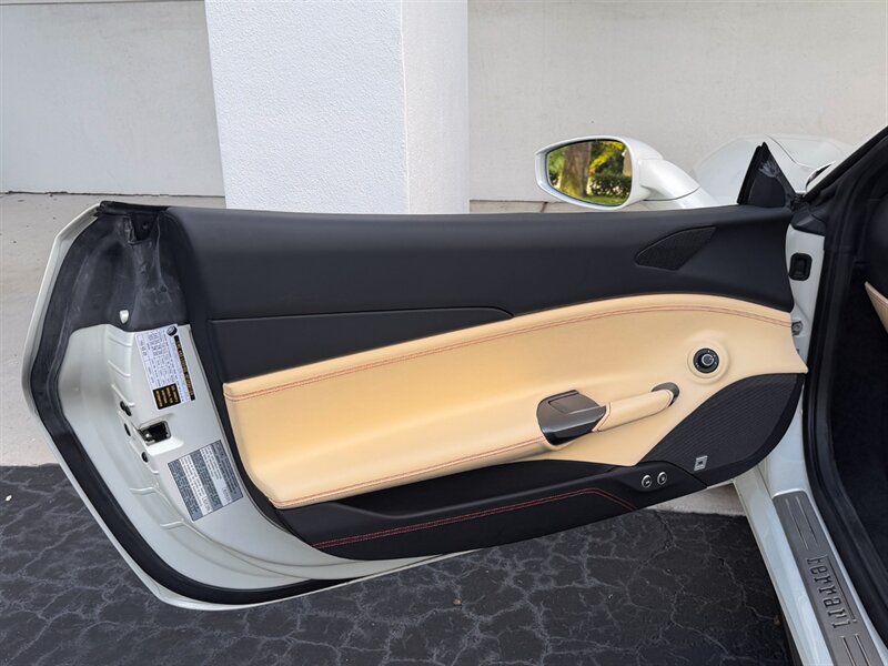 2018 Ferrari 488 Spider - Photo 23 - Bonita Springs, FL 34134