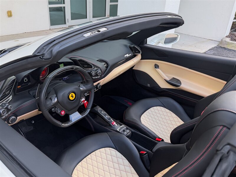 2018 Ferrari 488 Spider - Photo 2 - Bonita Springs, FL 34134