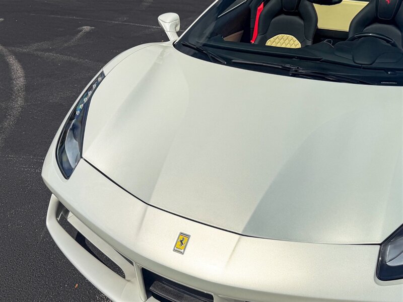2018 Ferrari 488 Spider - Photo 3 - Bonita Springs, FL 34134